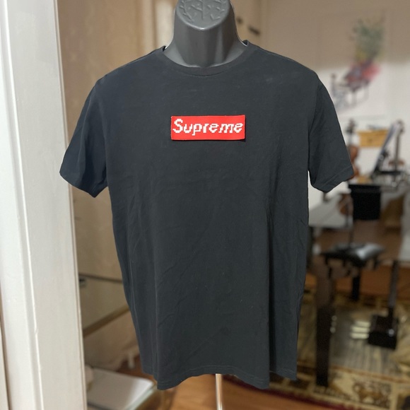 EUC Men’s Size Large Supreme Box Logo Peel-able Patch Cotton Tee In Black & Red - Picture 4 of 13